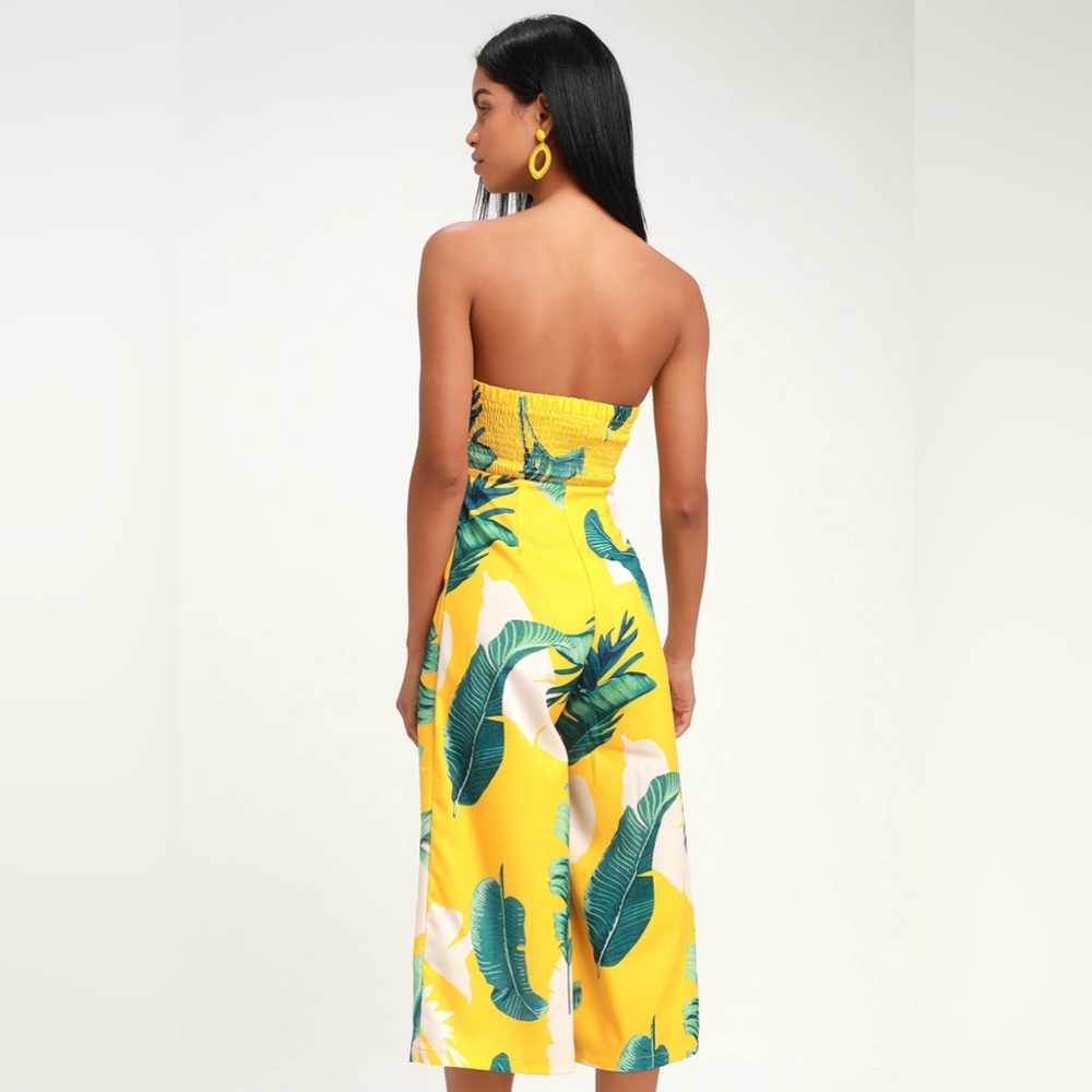 Lulu's Yellow Tropical Strapless Wide-Leg Jumpsuit NWOT - Picture 2 of 11